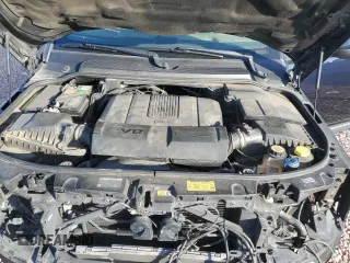 2010 Land Rover LR4 Lux with VIN SALAK2D46AA538360, listed as a Copart auction lot 84303854 with 196,034 mi miles and Salvage title. Bid and sale history available at DreamBid. Image 11.