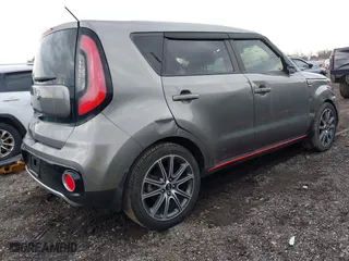 2017 Kia Soul ! with VIN KNDJX3AA5H7494352, listed as a IAAI auction lot 41662102 with 125,287 mi miles. Bid and sale history available at carsss.com. Image 4.