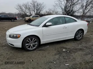 2010 Volvo C70 with VIN YV1672MC4AJ091740, listed as a Copart auction lot 42614965 with 156,145 mi miles and Salvage Title. Bid and sale history available at carsss.com. Image 1.