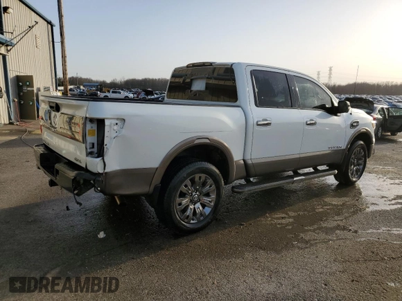 2017 Nissan Titan SV z VIN 1N6AA1E53HN537209, wystawiony jako Copart lot #82431934 z przebiegiem 119 148 mil mil oraz Szkoda całkowita • Salvage title. Historia ofert i sprzedaży dostępna na DreamBid. Obrazek 3.