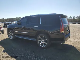 2015 Cadillac Escalade Luxury with VIN 1GYS3MKJ5FR642385, listed as a Copart auction lot 45521175 with 194,448 mi miles and Clean Title. Bid and sale history available at carsss.com. Image 2.