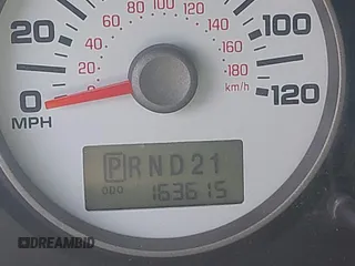 2006 Ford Escape XLT z VIN 1FMCU93156KB10612, wystawiony jako IAAI lot #42583417 z przebiegiem 133 615 mil mil oraz . Historia ofert i sprzedaży dostępna na DreamBid. Obrazek 15.