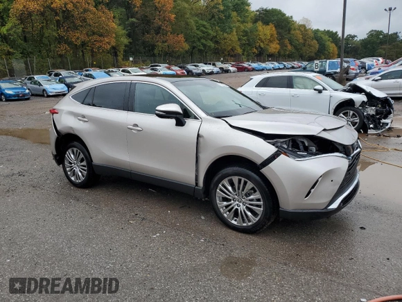 2023 Toyota Venza LE with VIN JTEAAAAH2PJ144029, listed as a Copart auction lot 73219584 with 9,890 mi miles and Salvage Title. Bid and sale history available at carsss.com. Image 4.