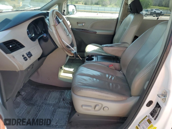 2013 Toyota Sienna XLE AAS with VIN 5TDYK3DC9DS381000, listed as a Copart auction lot 51326005 with 254,701 mi miles and Clean Title. Bid and sale history available at DreamBid. Image 7.