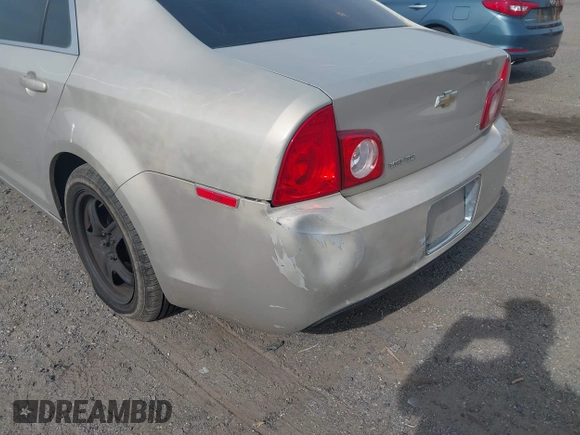 2009 Chevrolet Malibu 1LS with VIN 1G1ZG57B39F258202, listed as a IAAI auction lot 42059270 with 157,256 mi miles and . Bid and sale history available at DreamBid. Image 6.