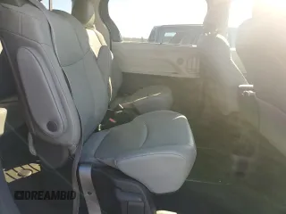 2022 Toyota Sienna XLE with VIN 5TDYRKEC5NS078737, listed as a Copart auction lot 87702135 with 50,133 mi miles and Salvage Title. Bid and sale history available at carsss.com. Image 11.