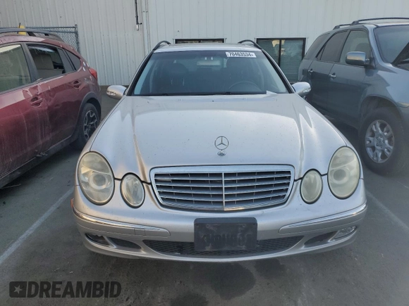 2004 Mercedes-Benz E 320 with VIN WDBUH65JX4A462305, listed as a Copart auction lot 70463534 with 199,857 mi miles and Salvage Title. Bid and sale history available at DreamBid. Image 5.