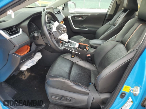 2019 Toyota RAV4 Adventure with VIN 2T3J1RFV1KW032138, listed as a Copart auction lot 61402715 with 140,355 mi miles and Salvage title. Bid and sale history available at DreamBid. Image 7.