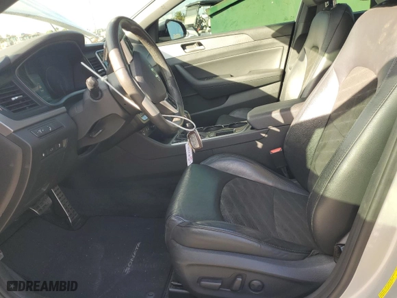 2019 Hyundai Sonata Sport with VIN 5NPE34AF1KH808869, listed as a Copart auction lot 85500424 with 61,216 mi miles and Salvage Title. Bid and sale history available at carsss.com. Image 7.
