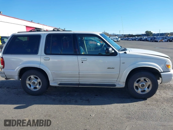2000 Ford Explorer с VIN 1FMZU85P5YZB46204, выставлен на аукционе IAAI как лот 41550252 с пробегом 243 013 миль миль и . История ставок и продаж доступна на DreamBid. Изображение 13.