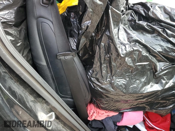 2015 Smart fortwo Passion с VIN WMEEJ9AA1FK831357, выставлен на аукционе Copart как лот 87001564 с пробегом Не указан миль и Списание • Salvage title. История ставок и продаж доступна на DreamBid. Изображение 10.