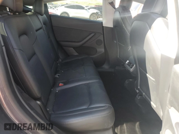 2020 Tesla Model Y Long Range with VIN 5YJYGDEE8LF045798, listed as a Copart auction lot 53689115 with 35,882 mi miles and Salvage Title. Bid and sale history available at DreamBid. Image 10.