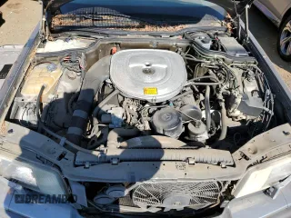 1986 Mercedes-Benz 420 with VIN WDBCA35D0GA254219, listed as a Copart auction lot 73718254 with 191,635 mi miles and Clean Title. Bid and sale history available at carsss.com. Image 11.