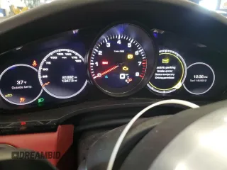 2021 Porsche Cayenne S z VIN WP1AB2AY3MDA27205, wystawiony jako Copart lot #53703015 z przebiegiem 81 932 mil mil oraz Szkoda całkowita • Salvage title. Historia ofert i sprzedaży dostępna na DreamBid. Obrazek 9.