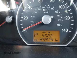 2008 Kia Rondo LX with VIN KNAFG526187170582, listed as a IAAI auction lot 41964300 with 259,741 mi miles. Bid and sale history available at carsss.com. Image 7.
