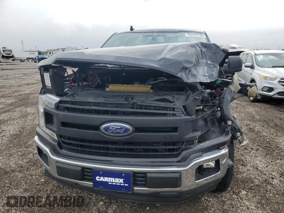 2020 Ford F-150 XL z VIN 1FTMF1CB7LKF05528, wystawiony jako Copart lot #55949135 z przebiegiem 60 646 mil mil oraz Szkoda całkowita • Salvage title. Historia ofert i sprzedaży dostępna na DreamBid. Obrazek 5.