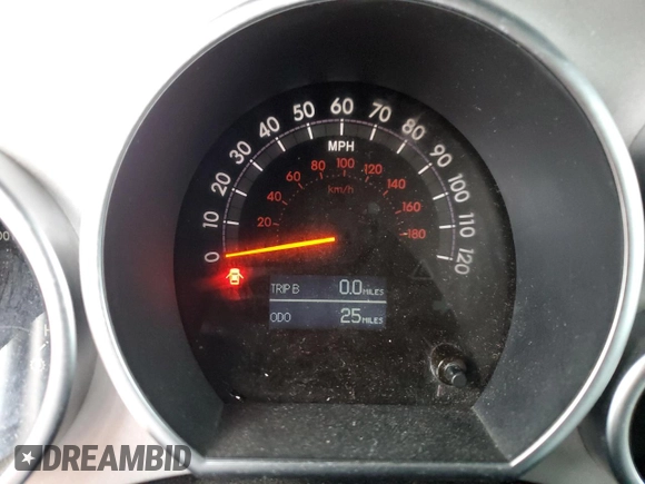 2008 Toyota Sequoia Platinum with VIN 5TDZY67A78S013175, listed as a Copart auction lot 60827084 with 25 mi miles and Salvage Title. Bid and sale history available at carsss.com. Image 9.