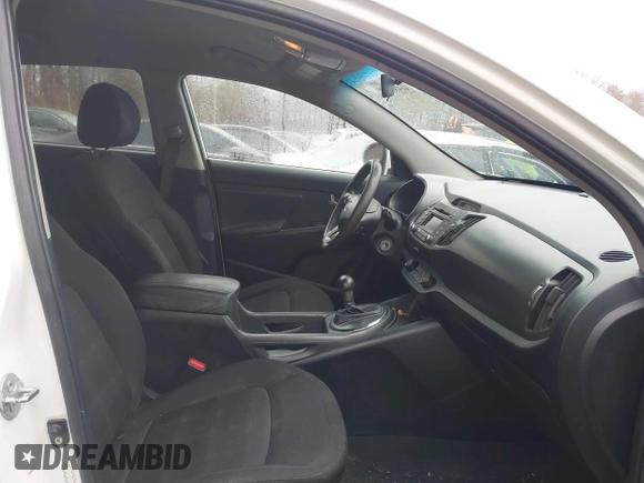 2012 Kia Sportage LX with VIN KNDPB3A20C7211852, listed as a IAAI auction lot 41485217 with 179,162 mi miles. Bid and sale history available at carsss.com. Image 5.