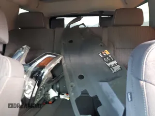 2016 Chevrolet Tahoe LS z VIN 1GNSCAKCXGR457859, wystawiony jako Copart lot #45240765 z przebiegiem Nie podano mil oraz Szkoda całkowita • Salvage title. Historia ofert i sprzedaży dostępna na DreamBid. Obrazek 10.