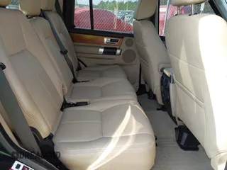 2016 Land Rover LR4 HSE Lux with VIN SALAK2V66GA779537, listed as a IAAI auction lot 42170230 with 135,553 mi miles and . Bid and sale history available at DreamBid. Image 8.