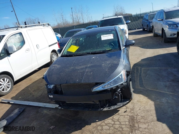 2020 Hyundai Elantra SE with VIN 5NPD74LF9LH594275, listed as a IAAI auction lot 41681921 with 62,554 mi miles. Bid and sale history available at carsss.com. Image 13.