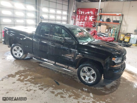 2019 Chevrolet Silverado 1500 LD Custom with VIN 2GCVKMEC1K1207496, listed as a IAAI auction lot 41536979 with 41,231 mi miles. Bid and sale history available at carsss.com. Image 1.