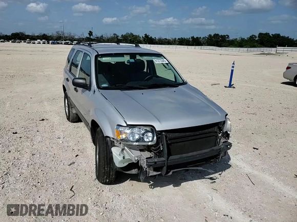 2007 Ford Escape XLS with VIN 1FMYU02Z87KB60530, listed as a Copart auction lot 61273345 with 57,574 mi miles and Salvage title. Bid and sale history available at DreamBid. Image 14.
