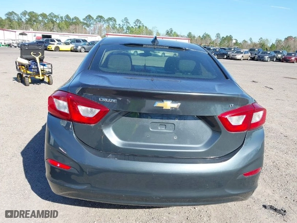 2018 Chevrolet Cruze LT with VIN 1G1BE5SM6J7121947, listed as a IAAI auction lot 41717988 with NaN miles. Bid and sale history available at carsss.com. Image 16.