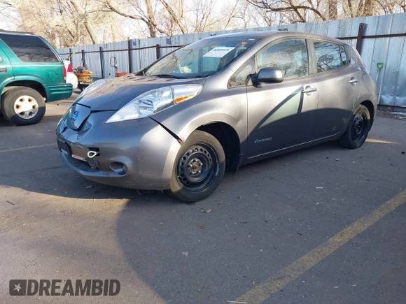 2015 Nissan LEAF SV with VIN 1N4AZ0CP8FC313734, listed as a IAAI auction lot 41613766 with 107,229 mi miles. Bid and sale history available at carsss.com. Image 2.