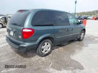 2006 Dodge Caravan SXT z VIN 1D4GP45R56B738708, wystawiony jako IAAI lot #42015544 z przebiegiem 125 494 mil mil oraz . Historia ofert i sprzedaży dostępna na DreamBid. Obrazek 4.