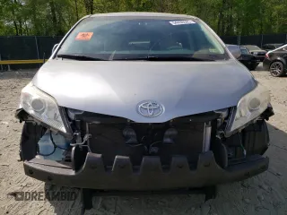 2013 Toyota Sienna LE AAS with VIN 5TDKK3DC9DS293036, listed as a Copart auction lot 54496525 with 73,260 mi miles and Salvage title. Bid and sale history available at DreamBid. Image 5.