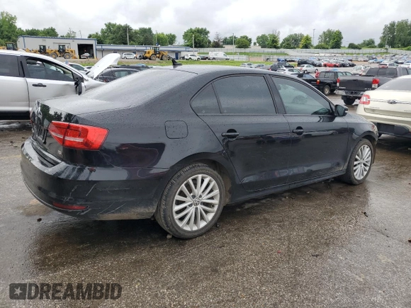 2015 Volkswagen Jetta SE z VIN 3VWD17AJ0FM356093, wystawiony jako Copart lot #60301455 z przebiegiem 106 253 mil mil oraz Szkoda całkowita • Salvage title. Historia ofert i sprzedaży dostępna na DreamBid. Obrazek 3.