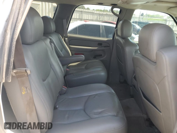 2006 Chevrolet Tahoe LT z VIN 1GNEC13Z36R133165, wystawiony jako Copart lot #50787575 z przebiegiem 119 303 mil mil oraz Szkoda całkowita • Salvage title. Historia ofert i sprzedaży dostępna na DreamBid. Obrazek 11.