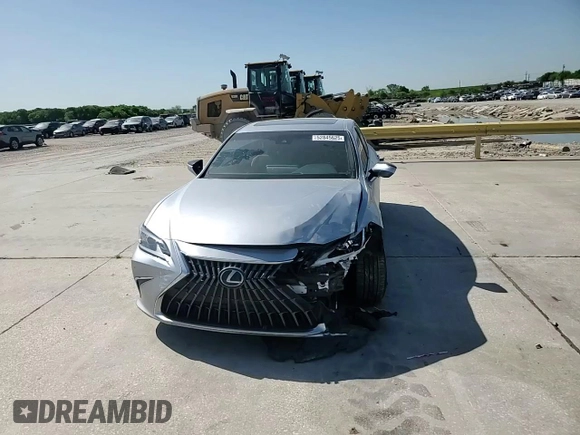 2022 Lexus ES 350 z VIN 58ADZ1B14NU126529, wystawiony jako Copart lot #52845625 z przebiegiem 59 445 mil mil oraz Szkody całkowita. Historia ofert i sprzedaży dostępna na DreamBid. Obrazek 11.