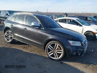 2014 Audi SQ5 Prestige with VIN WA1VGAFP0EA029327, listed as a IAAI auction lot 41195533 with 65,040 mi miles. Bid and sale history available at carsss.com. Image 1.