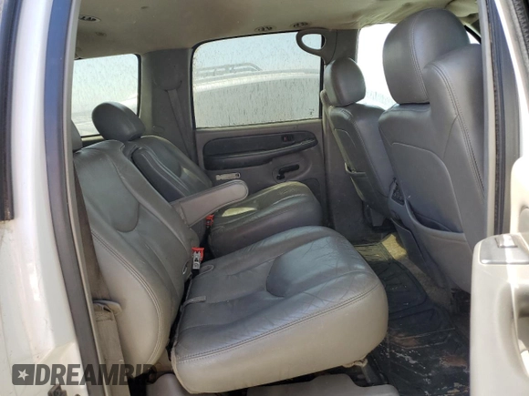 2003 GMC Yukon XL SLT with VIN 3GKEC16T73G272957, listed as a Copart auction lot 68890194 with 233,709 mi miles and Clean Title. Bid and sale history available at carsss.com. Image 11.