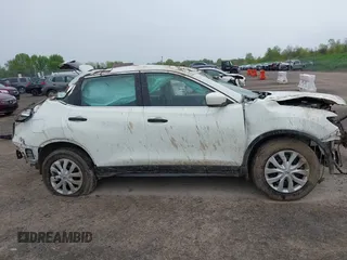 2017 Nissan Rogue SV z VIN 5N1AT2MV3HC773368, wystawiony jako IAAI lot #42250977 z przebiegiem 86 128 mil mil oraz . Historia ofert i sprzedaży dostępna na DreamBid. Obrazek 14.