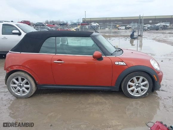 2015 MINI Cooper Convertible S with VIN WMWZP3C55FT708213, listed as a IAAI auction lot 41453050 with NaN miles. Bid and sale history available at carsss.com. Image 13.