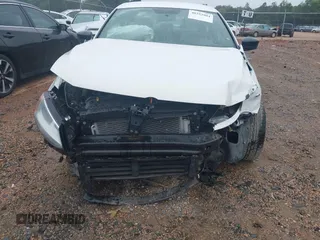 2015 Volkswagen Jetta SE z VIN 3VWD17AJ1FM225271, wystawiony jako IAAI lot #40353904 z przebiegiem 83 317 mil mil oraz . Historia ofert i sprzedaży dostępna na DreamBid. Obrazek 6.