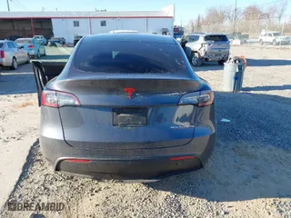 2020 Tesla Model Y Long Range with VIN 5YJYGDEF8LF001471, listed as a IAAI auction lot 41767419 with 1 mi miles. Bid and sale history available at carsss.com. Image 16.