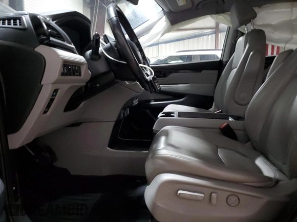 2022 Honda Odyssey Touring with VIN 5FNRL6H8XNB037772, listed as a Copart auction lot 52757215 with 358,099 mi miles and Salvage Title. Bid and sale history available at DreamBid. Image 7.
