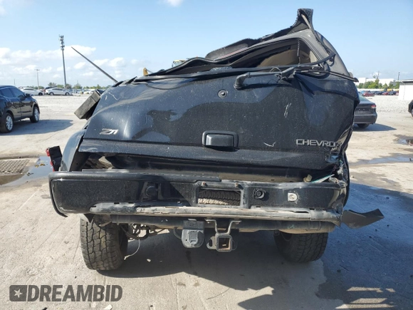 2002 Chevrolet Suburban Z71 with VIN 3GNFK16Z72G243083, listed as a Copart auction lot 54142235 with Not provided miles and Non repairable. Bid and sale history available at DreamBid. Image 6.