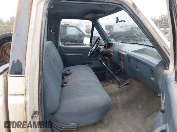 1988 Ford F-150 with VIN 2FTEF14Y6JCA33783, listed as a IAAI auction lot 42519893 with 1,135 mi miles and . Bid and sale history available at DreamBid. Image 5.
