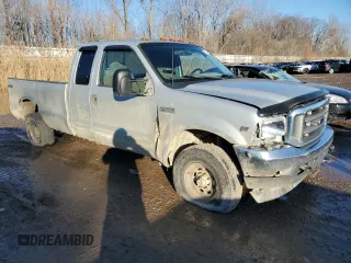 2001 Ford Super Duty F-250 XL with VIN 1FTNX21S81EC22917, listed as a Copart auction lot 85212504 with 258,040 mi miles and Clean Title. Bid and sale history available at carsss.com. Image 4.