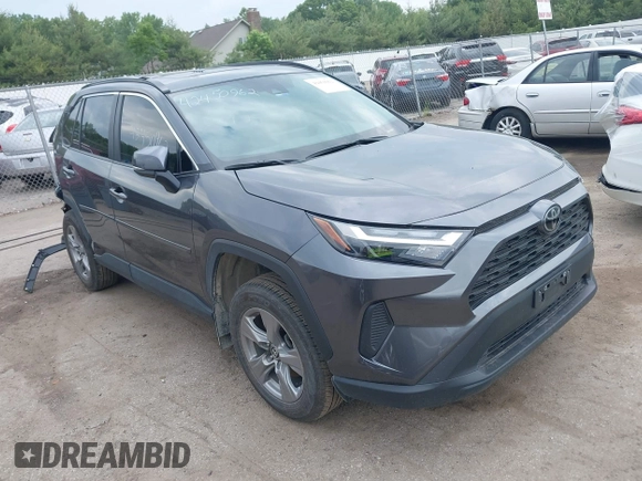 2024 Toyota RAV4 XLE with VIN 2T3P1RFV4RC463790, listed as a IAAI auction lot 42450962 with 22,918 mi miles and . Bid and sale history available at DreamBid. Image 1.