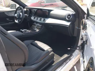 2019 Mercedes-Benz E 450 with VIN WDD1J6HBXKF063560, listed as a IAAI auction lot 42592354 with 47,893 mi miles and . Bid and sale history available at DreamBid. Image 5.