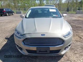 2016 Ford Fusion SE with VIN 3FA6P0HD8GR117421, listed as a IAAI auction lot 42146157 with 136,947 mi miles. Bid and sale history available at carsss.com. Image 12.