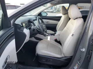 2024 Hyundai Tucson SEL with VIN 5NMJFCDE5RH334967, listed as a Copart auction lot 77625654 with 9,051 mi miles and Salvage Title. Bid and sale history available at carsss.com. Image 7.