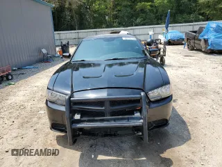 2013 Dodge Charger Police with VIN 2C3CDXAT6DH586213, listed as a Copart auction lot 62193175 with 197,497 mi miles and Clean title. Bid and sale history available at DreamBid. Image 5.