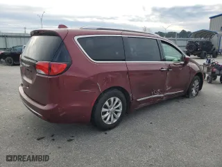 2019 Chrysler Pacifica Touring L with VIN 2C4RC1BG3KR596762, listed as a Copart auction lot 88483565 with 172,730 mi miles and Salvage Title. Bid and sale history available at carsss.com. Image 3.